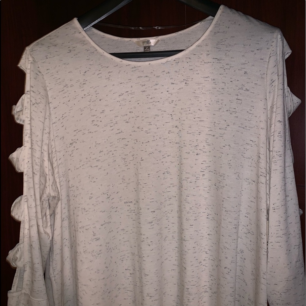 4xl boutique shirt